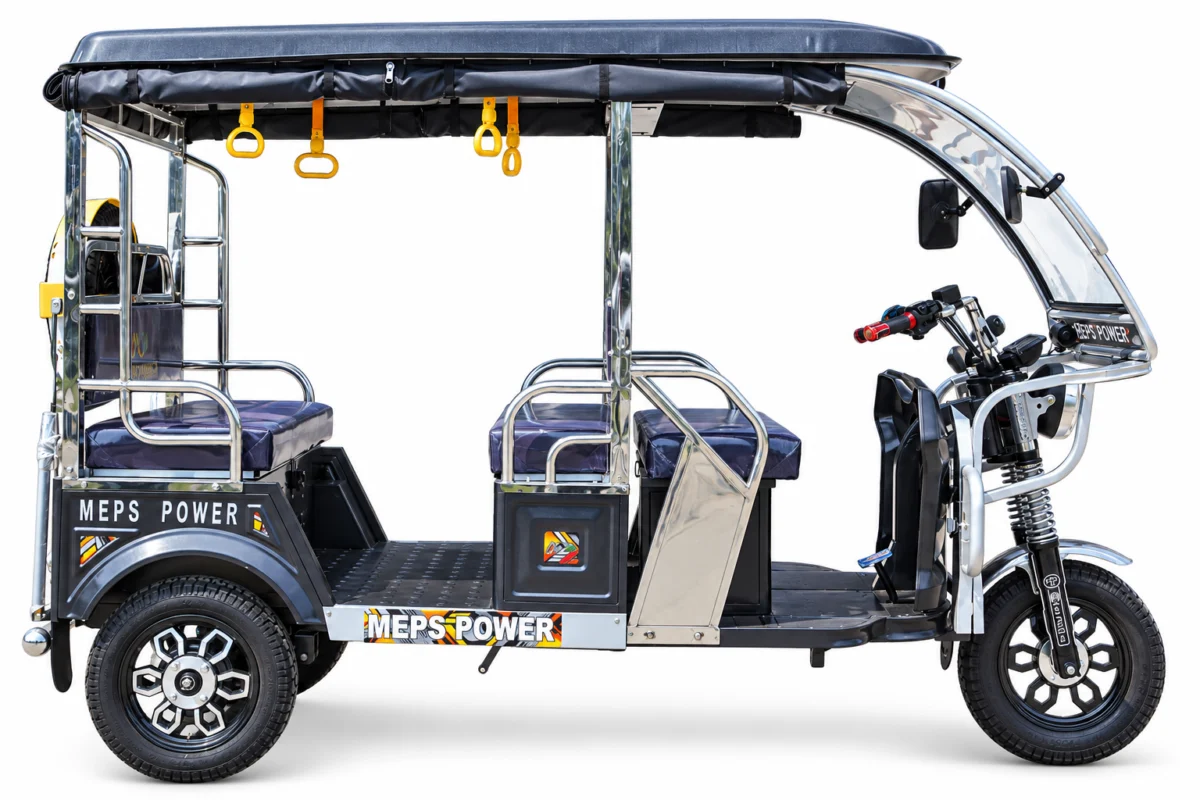 Royal S.S electric rickshaw